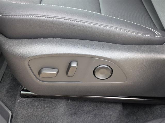new 2026 Chevrolet Traverse car, priced at $45,205
