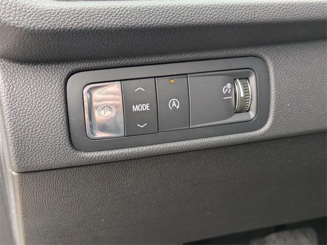 new 2026 Chevrolet Traverse car, priced at $45,205