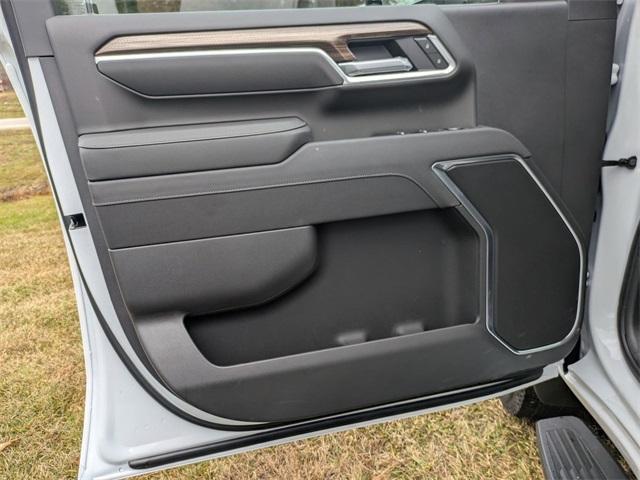 new 2026 Chevrolet Silverado 3500 car, priced at $76,620