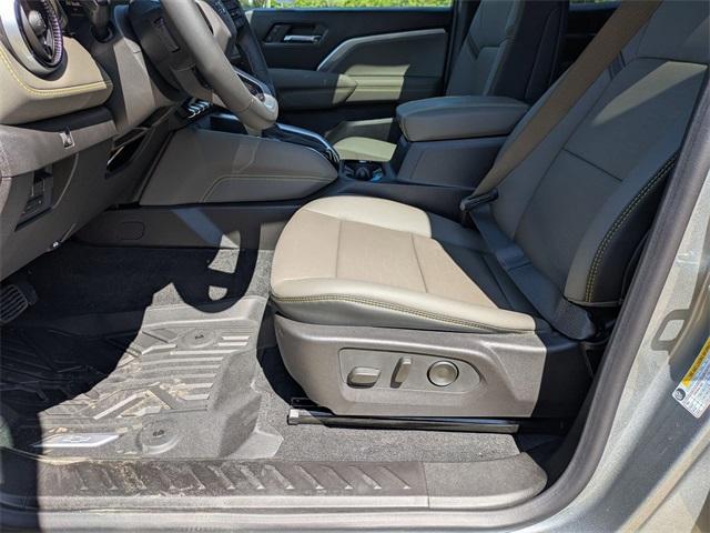 new 2025 Chevrolet Colorado car, priced at $50,951