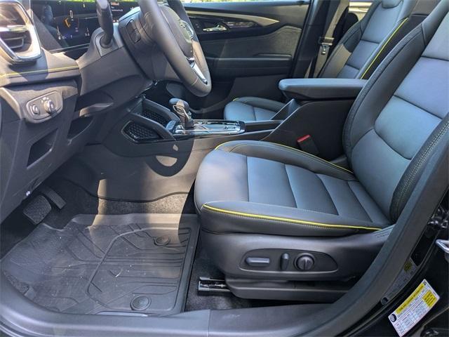 new 2025 Chevrolet TrailBlazer car, priced at $31,875
