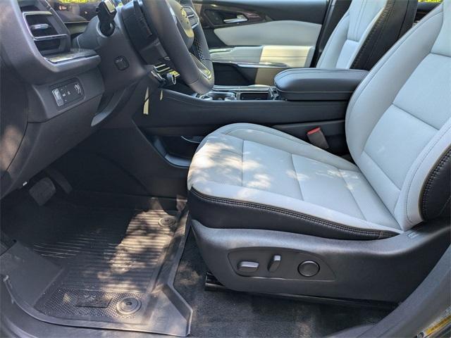 new 2026 Chevrolet Traverse car, priced at $55,495