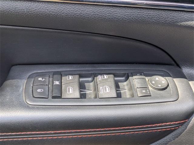 used 2016 Jeep Grand Cherokee car, priced at $13,164