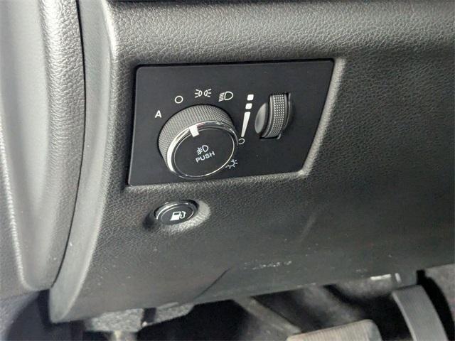 used 2021 Jeep Grand Cherokee car, priced at $22,530