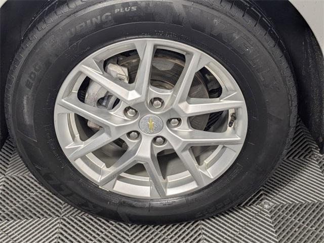 used 2022 Chevrolet Equinox car, priced at $19,147