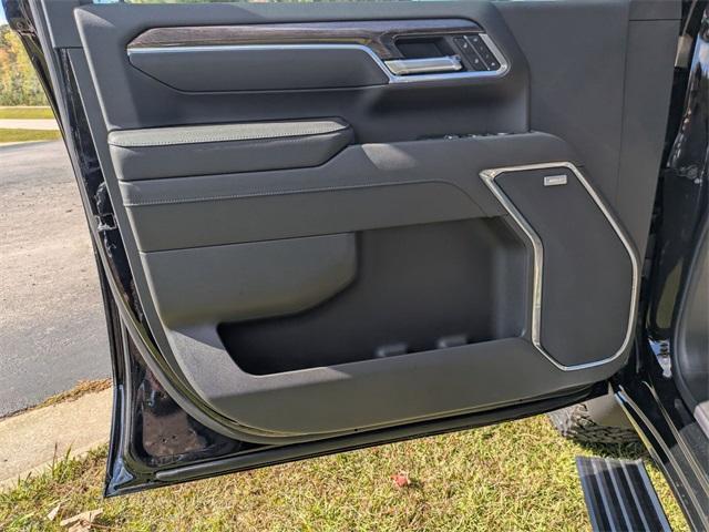 new 2026 Chevrolet Silverado 2500 car, priced at $84,115