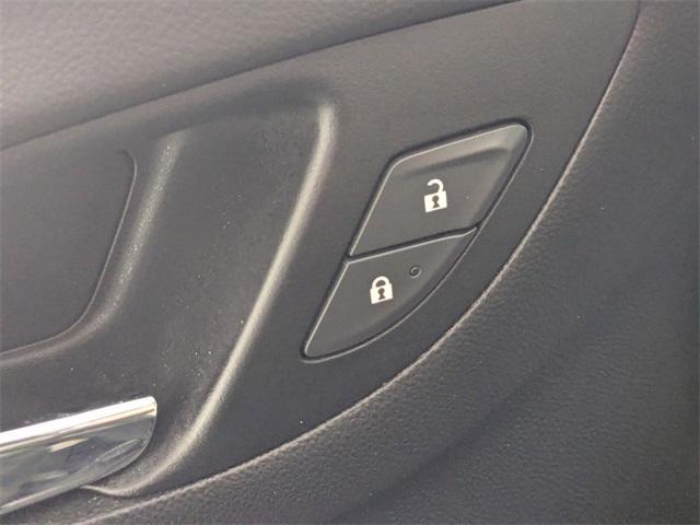 used 2020 Chevrolet Equinox car, priced at $15,369