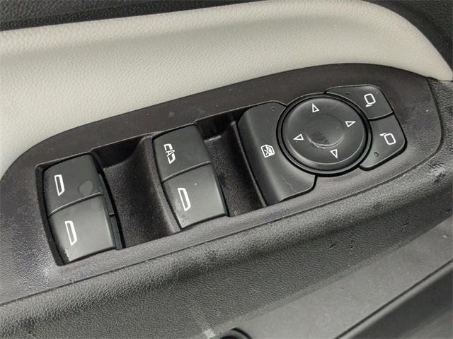 used 2020 Chevrolet Equinox car, priced at $15,369