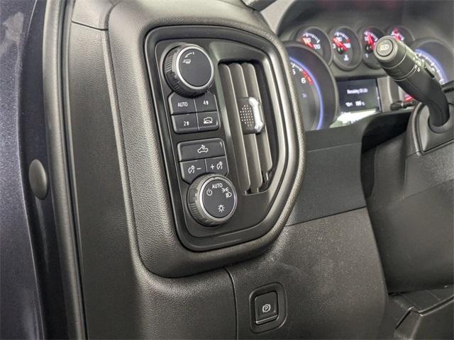 used 2022 Chevrolet Silverado 1500 car, priced at $33,165