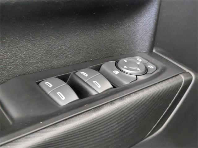 used 2022 Chevrolet Silverado 1500 car, priced at $33,165