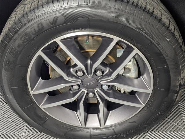 used 2022 Jeep Grand Cherokee WK car, priced at $22,689