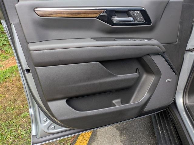 new 2025 Chevrolet Suburban car, priced at $88,455