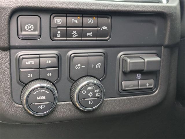new 2025 Chevrolet Suburban car, priced at $88,801