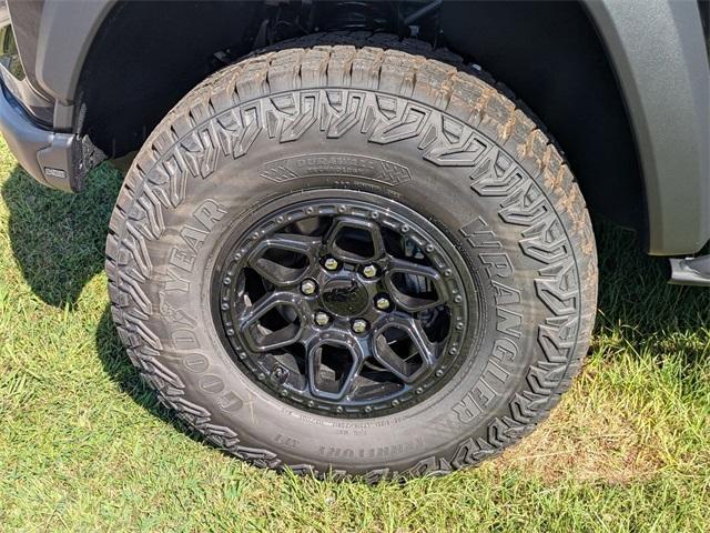 new 2025 Chevrolet Colorado car, priced at $58,220