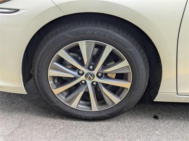 used 2021 Lexus ES 350 car, priced at $35,999