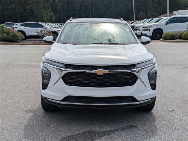 new 2025 Chevrolet Trax car, priced at $23,760