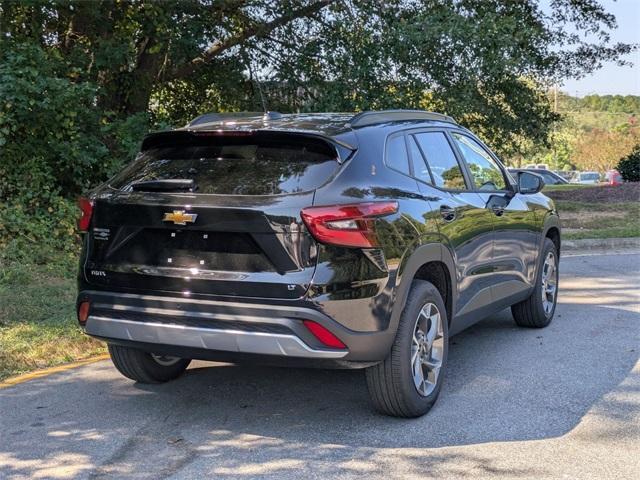 new 2025 Chevrolet Trax car, priced at $24,750