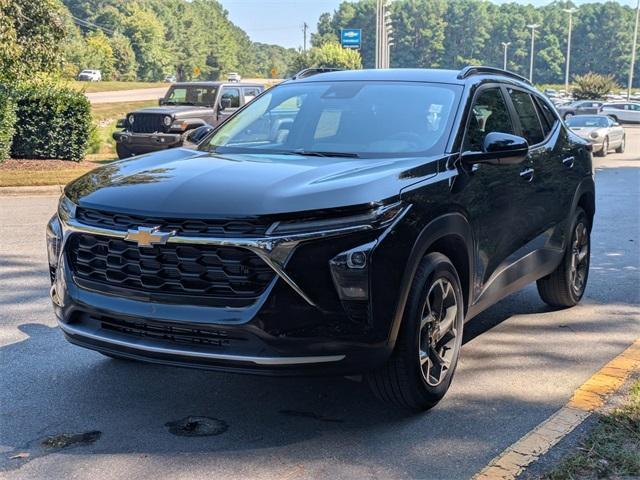 new 2025 Chevrolet Trax car, priced at $24,750