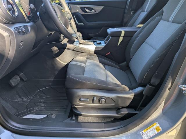 new 2025 Chevrolet Blazer car, priced at $34,095