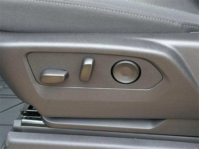new 2025 Chevrolet Silverado 1500 car, priced at $46,094