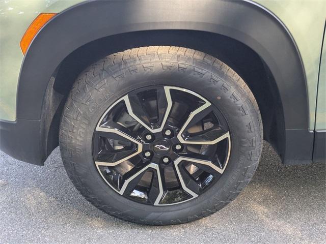 new 2025 Chevrolet TrailBlazer car, priced at $31,875