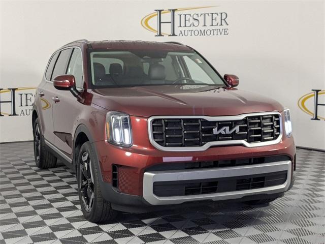 used 2023 Kia Telluride car, priced at $34,466