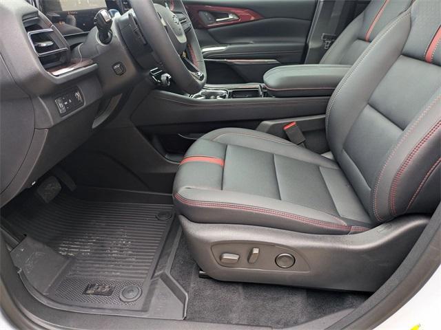 new 2026 Chevrolet Traverse car, priced at $57,790
