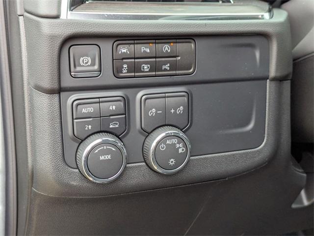 new 2025 Chevrolet Suburban car, priced at $62,395