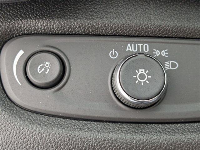 used 2025 Chevrolet Trax car, priced at $25,212