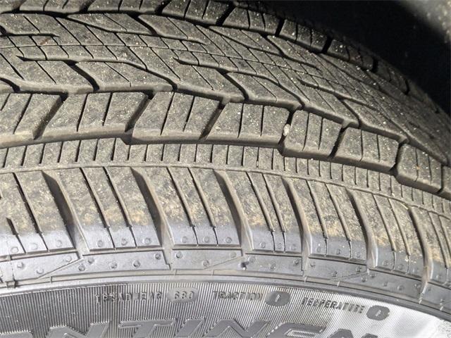 used 2025 Chevrolet Traverse car, priced at $48,813