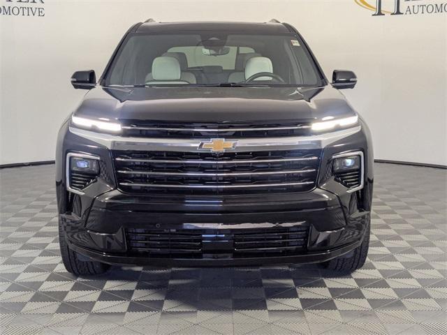 used 2025 Chevrolet Traverse car, priced at $48,813