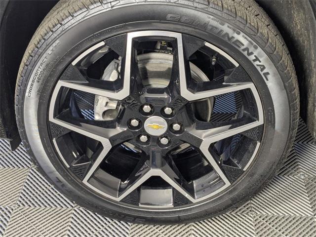 used 2025 Chevrolet Traverse car, priced at $48,813