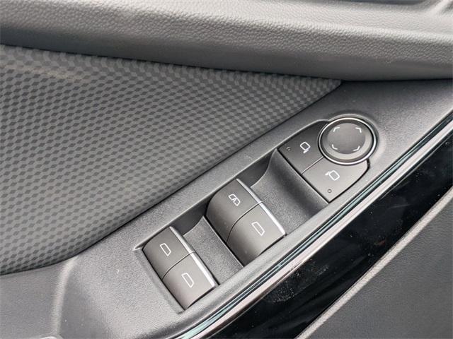 new 2026 Chevrolet Equinox car, priced at $32,390