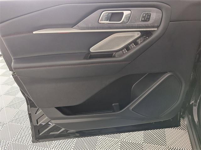 used 2025 Ford Explorer car, priced at $49,968