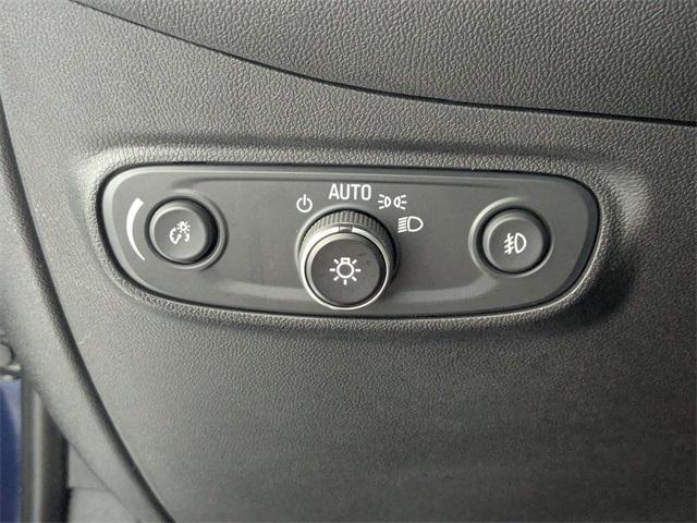 used 2022 Chevrolet Equinox car, priced at $27,451