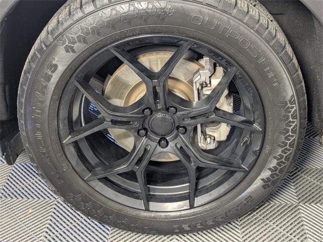 used 2021 Ford Explorer car, priced at $20,000