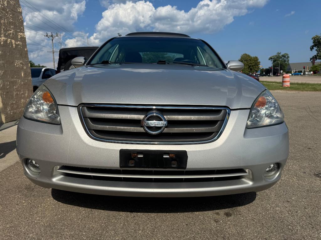 used 2004 Nissan Altima car, priced at $4,999