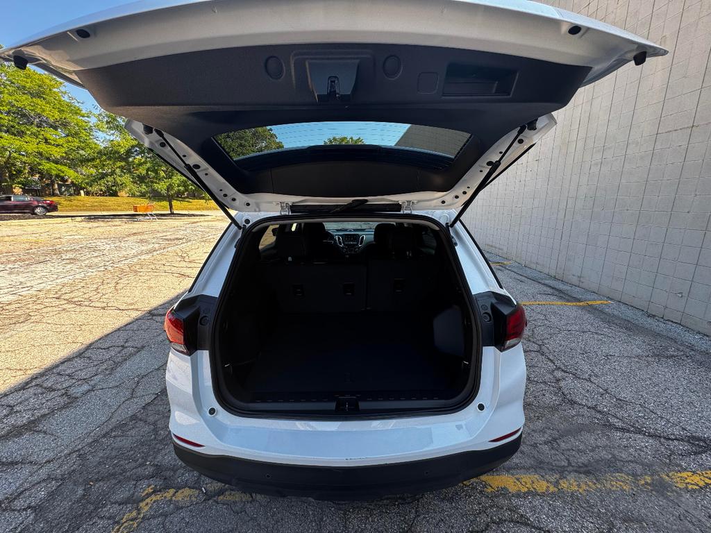 used 2022 Chevrolet Equinox car, priced at $16,999