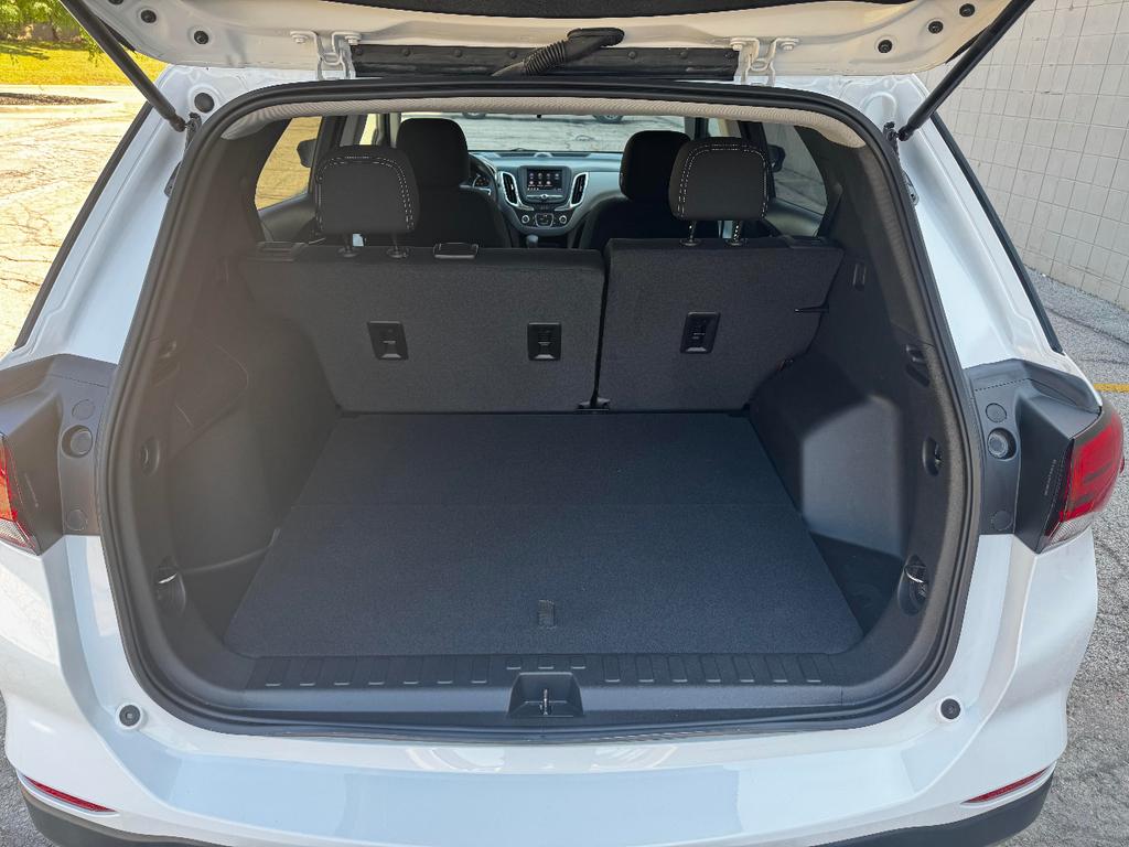 used 2022 Chevrolet Equinox car, priced at $16,999