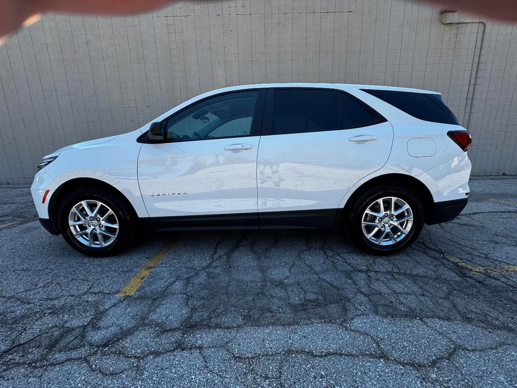 used 2022 Chevrolet Equinox car, priced at $16,999