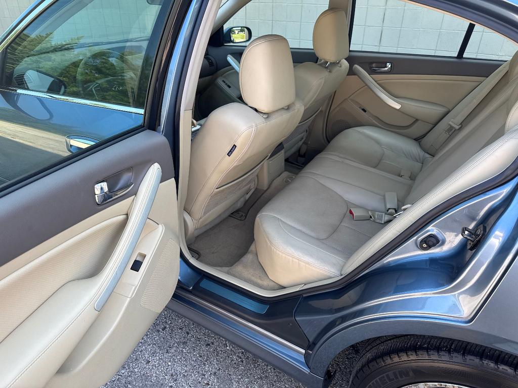 used 2005 INFINITI G35x car, priced at $6,999
