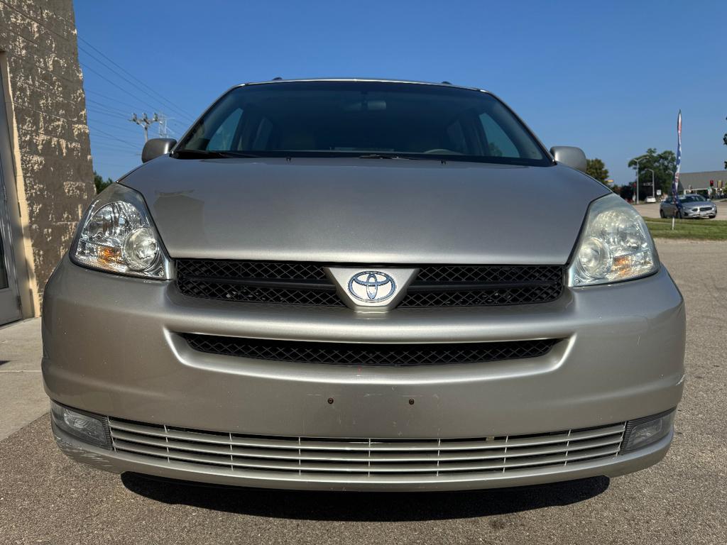 used 2004 Toyota Sienna car, priced at $7,999