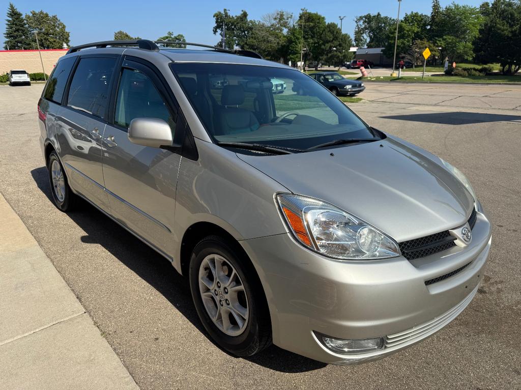 used 2004 Toyota Sienna car, priced at $7,999
