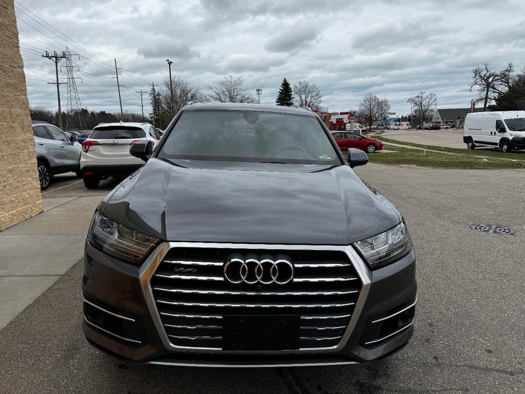 used 2019 Audi Q7 car, priced at $26,900