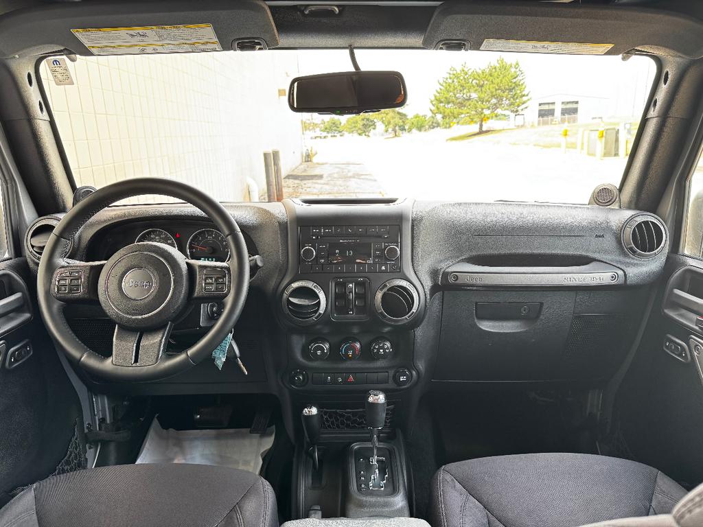 used 2013 Jeep Wrangler Unlimited car, priced at $11,999