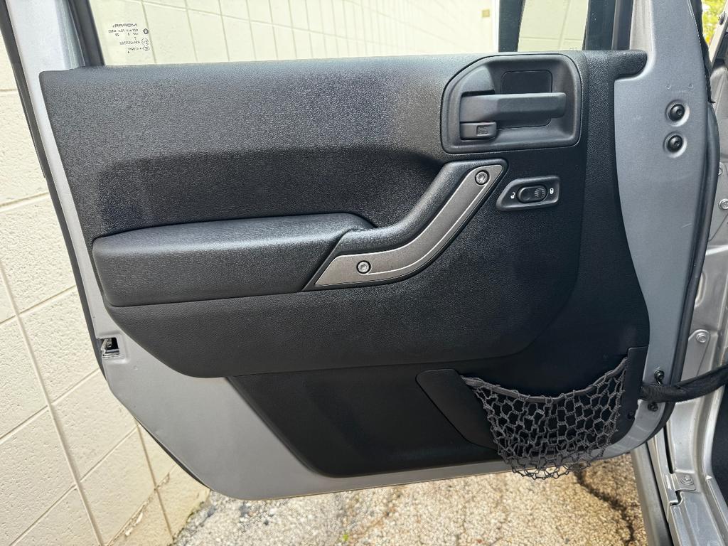 used 2013 Jeep Wrangler Unlimited car, priced at $11,999
