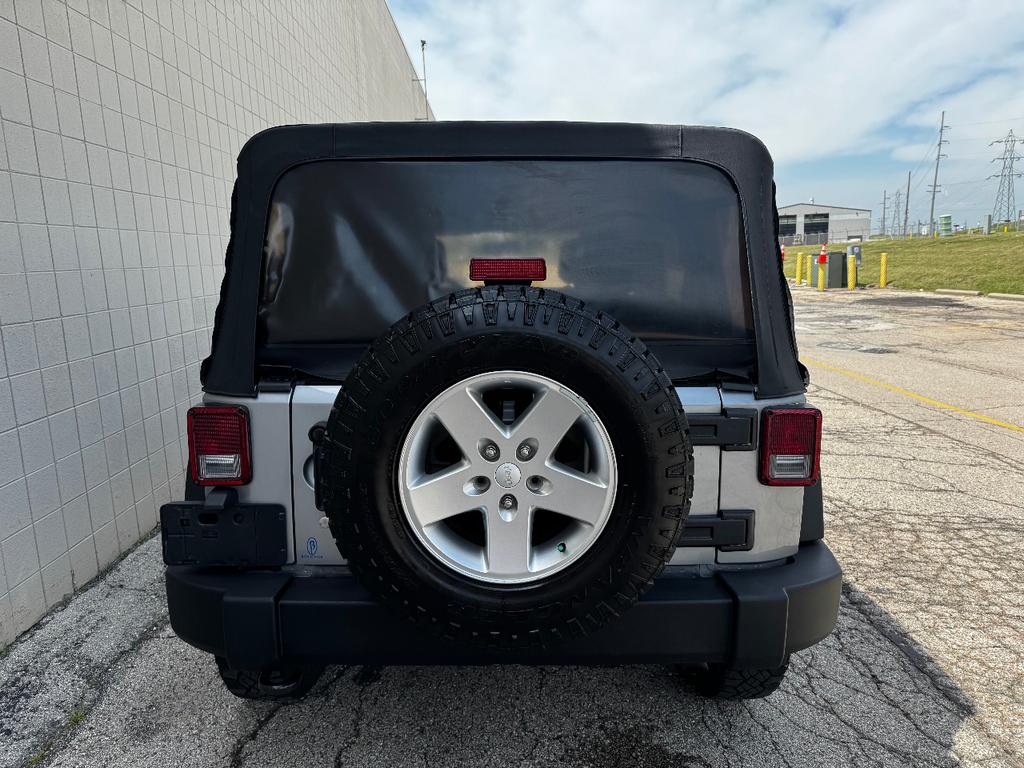 used 2013 Jeep Wrangler Unlimited car, priced at $11,999