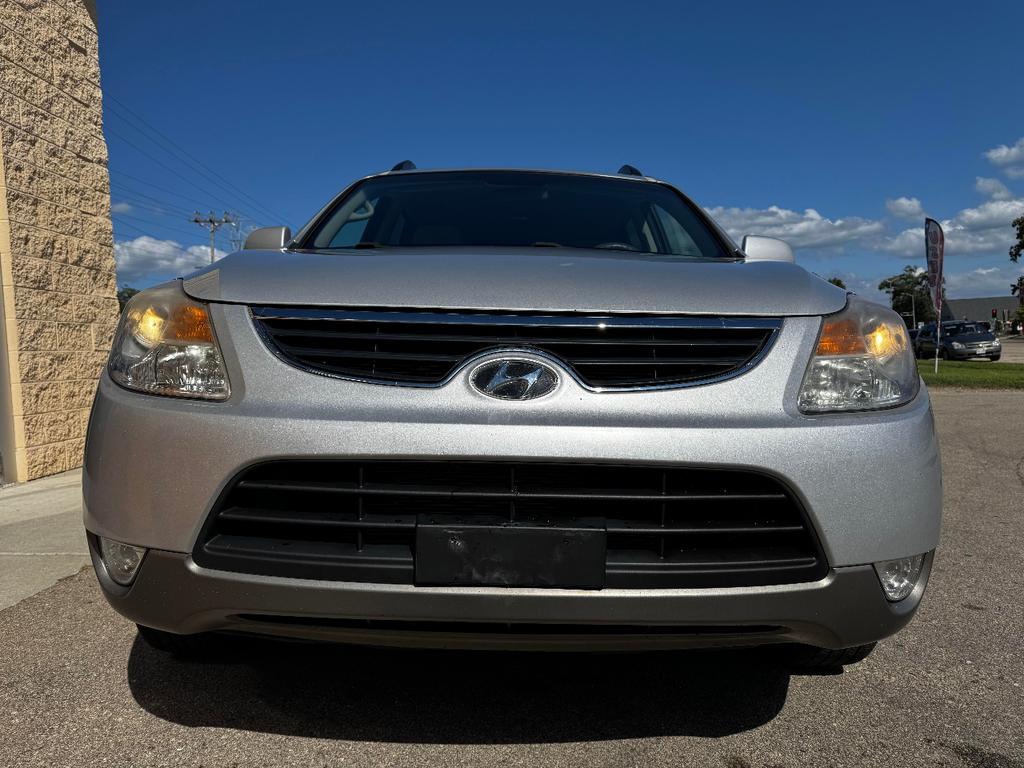 used 2012 Hyundai Veracruz car, priced at $5,499