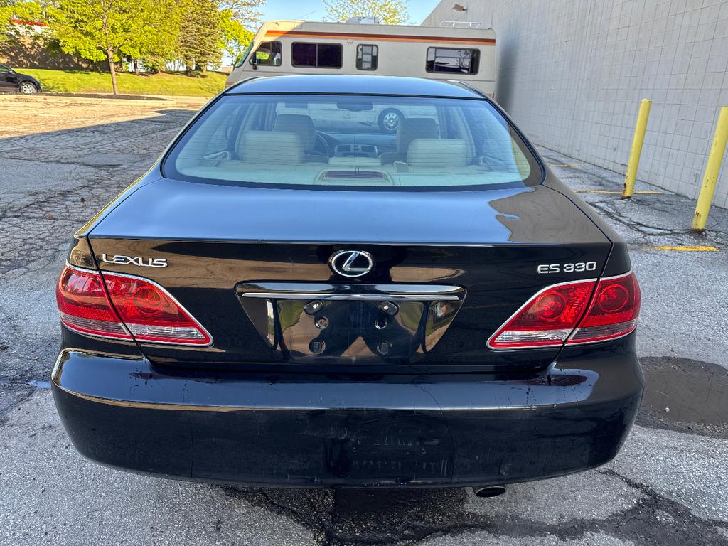 used 2005 Lexus ES 330 car, priced at $6,999