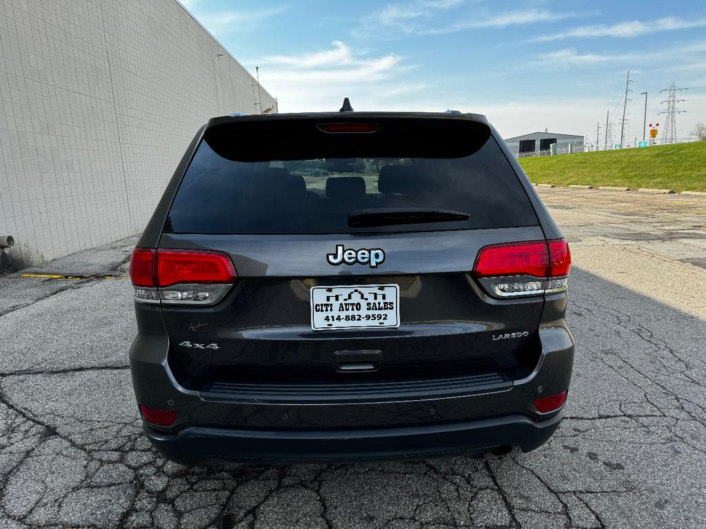 used 2018 Jeep Grand Cherokee car, priced at $14,999